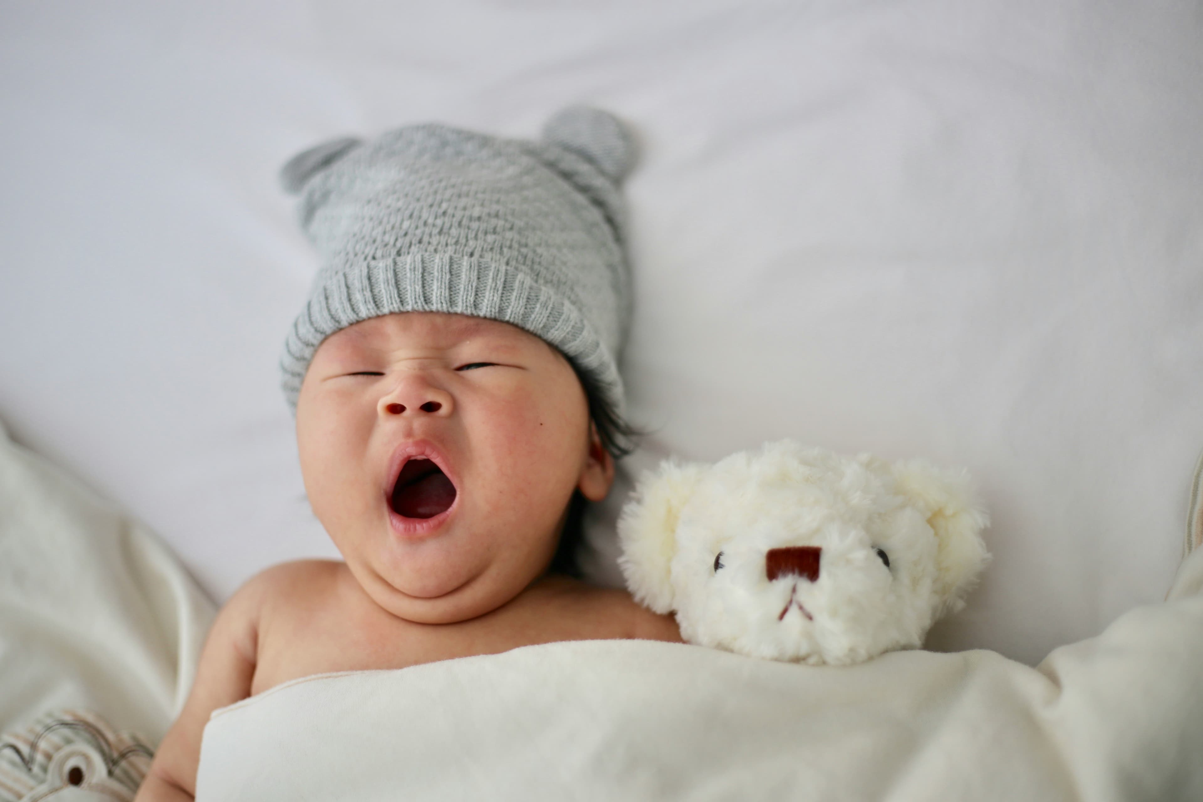 5 Tips to Safely Share Photos of Your New Baby